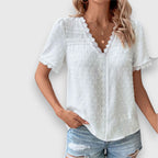 Wassa | Blouse romantique à dentelle