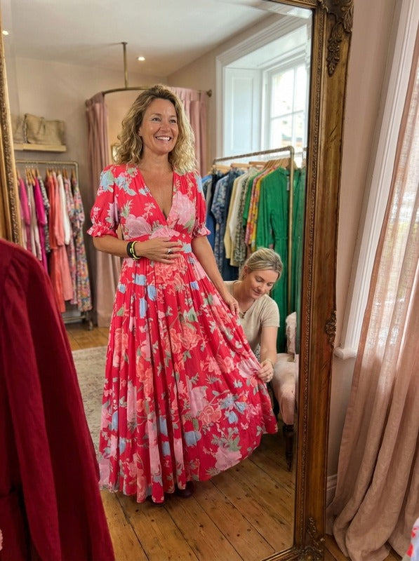Minelda | Elegant Floral V-neck Dress Maison Fleurine