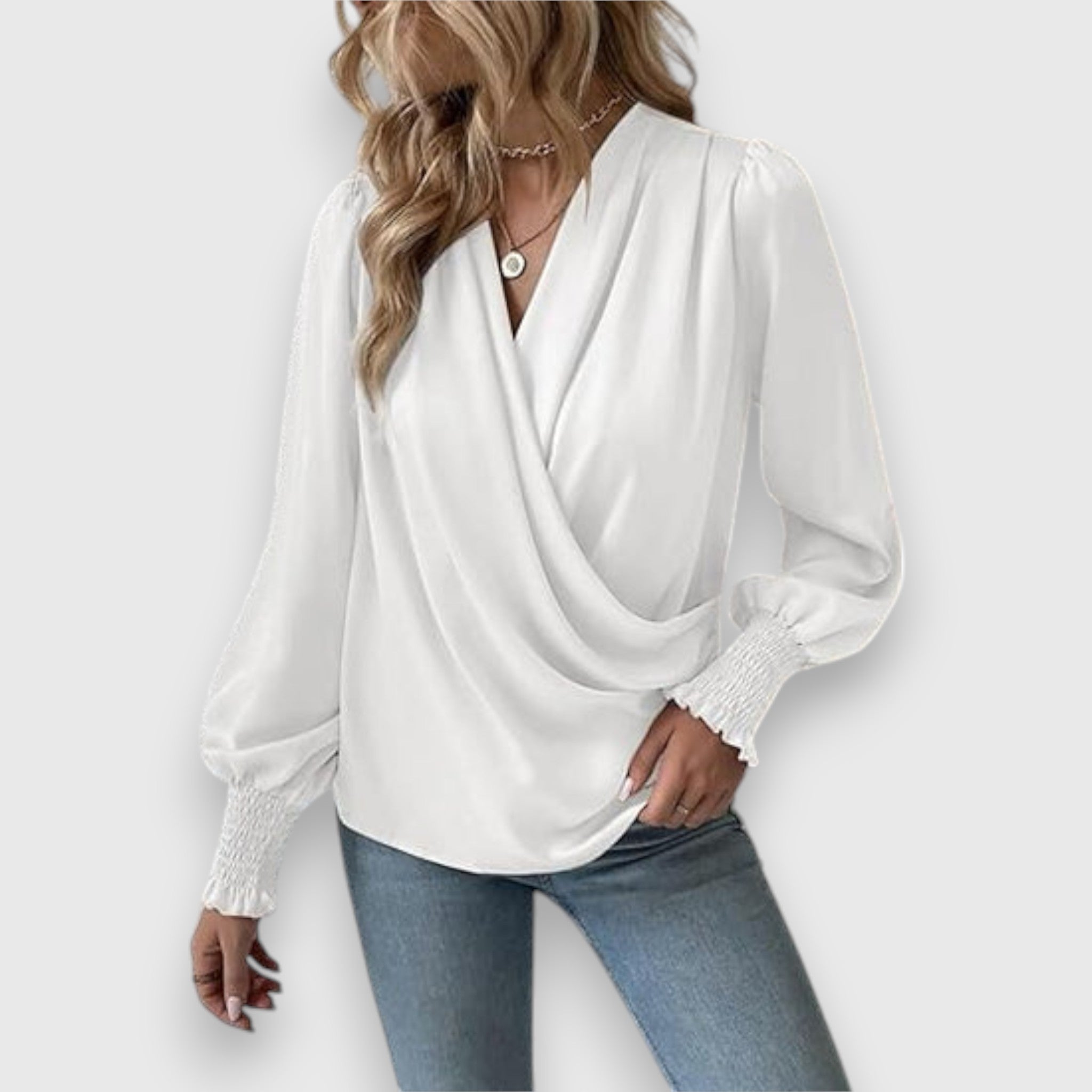 Lilou | Blouse satinée à col drapé